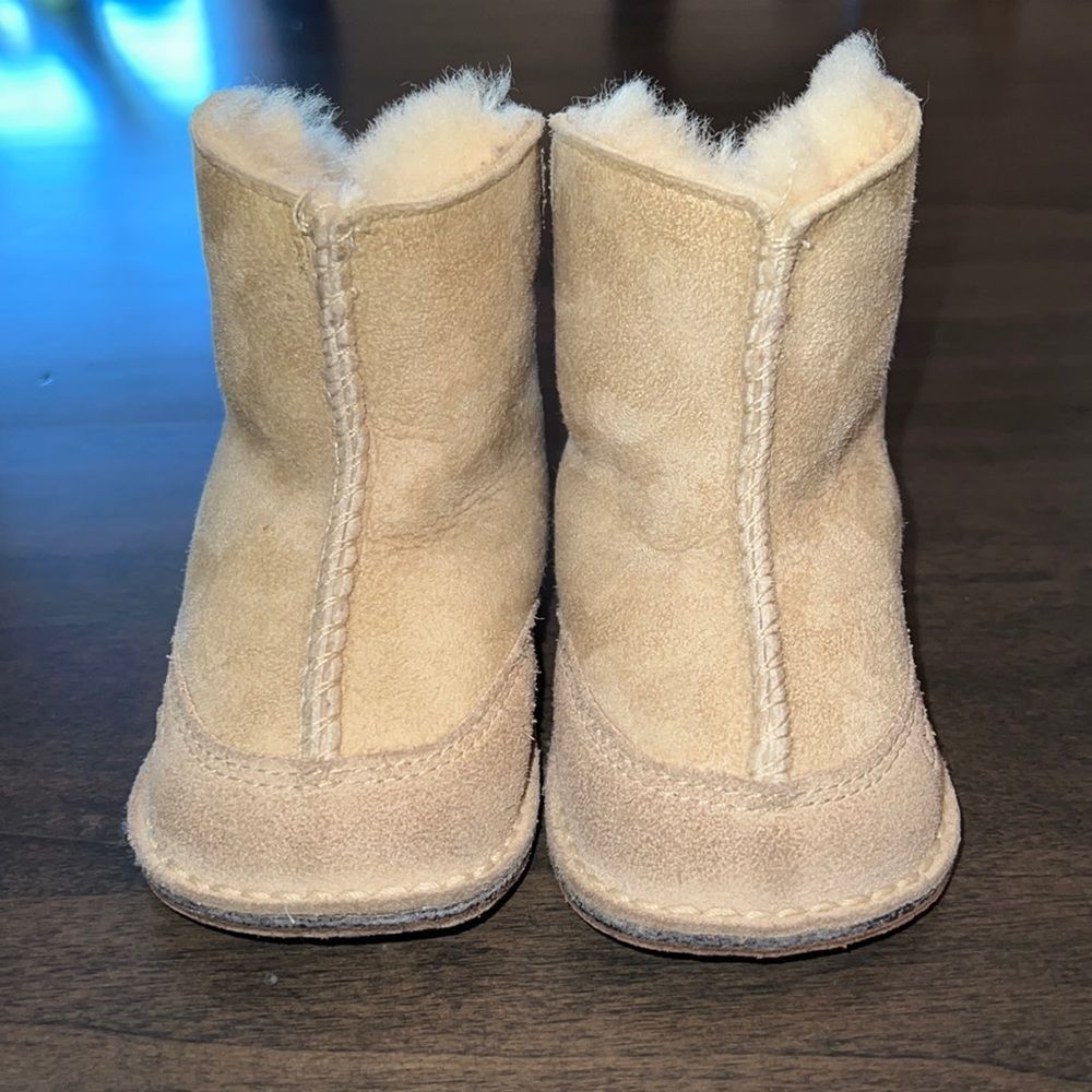 Baby Ugg Boots Like New Size Small Ugg Boots Boy Or Girl Ugg Boots